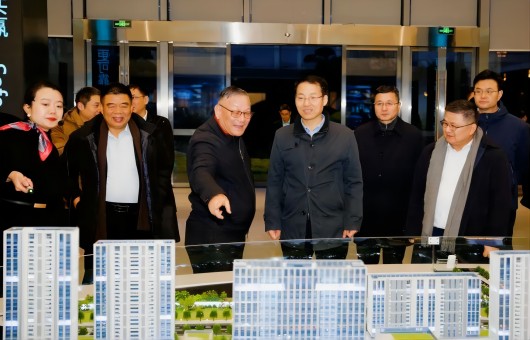 国家市场羁系总局特种装备局局长莅临5001拉斯维加斯考察