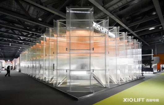 “悬浮的立方”人气爆棚！！！豪宅电梯“朋侪圈”看点揭秘